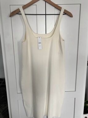 ✨ J Crew Cream Ribbed Scoop Neck Tank
